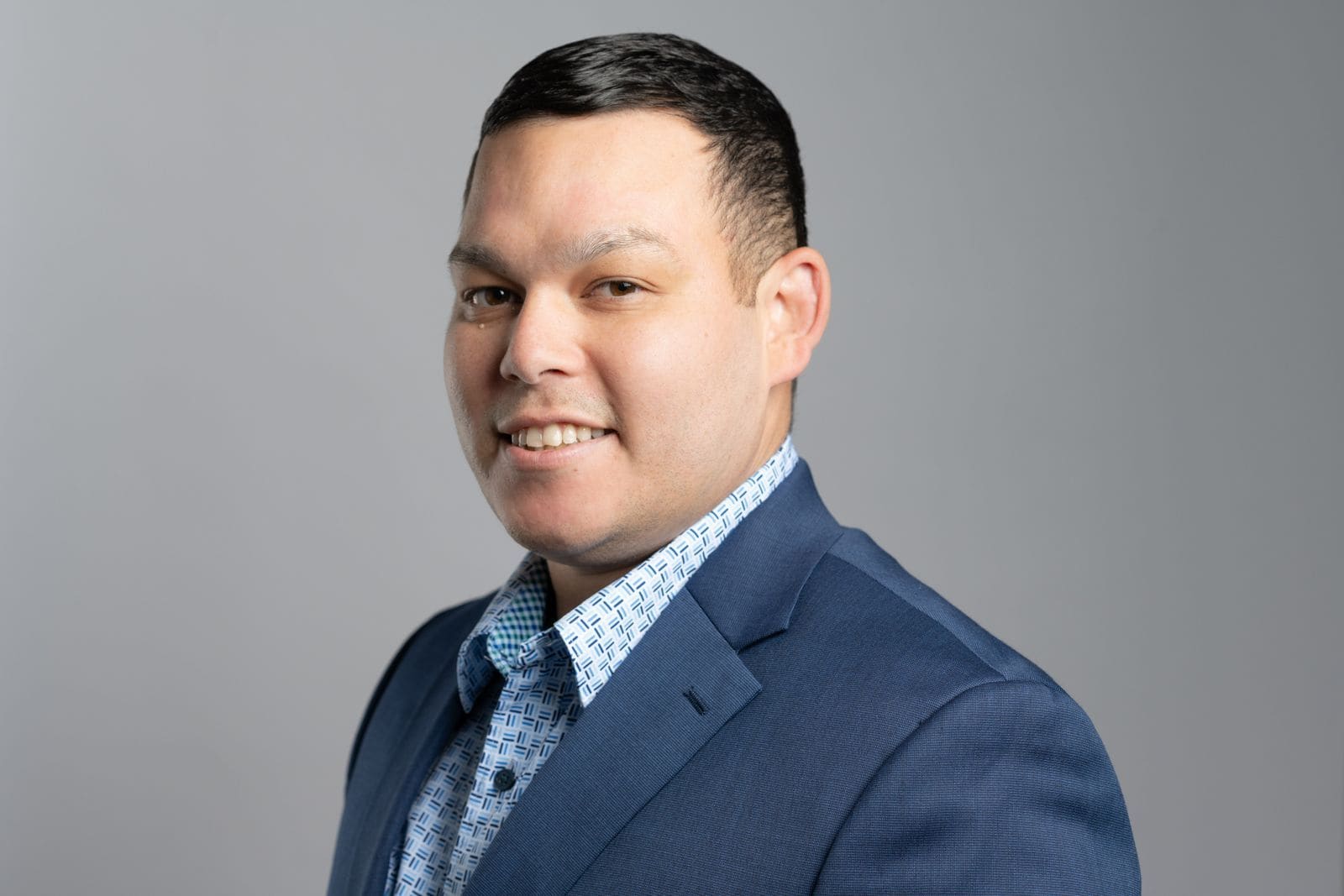 Rob's experience is rooted in tech sales and retail bank management. He is from the small town of Selah, WA, and now lives in the North Seattle area with his wife and three dogs. After work, you can find Rob golfing, biking, BBQing, or attending Mariners games! logo